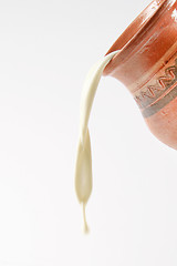 Image showing milk pour