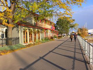 Image showing Lake promenade in Hamilton.