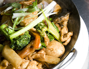 Image showing shrimp chicken pan asian thai food