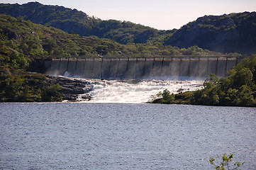 Image showing Dam overflow