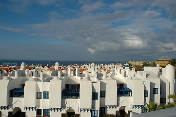 Image showing Teneriffe above the roof tops