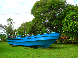 Image showing large native boat corn island nicaragua