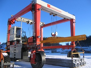 Image showing Portable crane