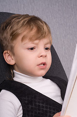 Image showing Boy reading