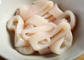 Image showing Raw squid rings in a bowl
