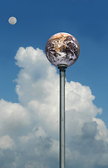 Image showing Planet on lamppost