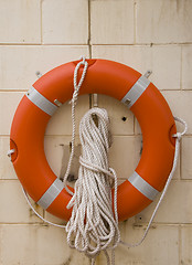 Image showing Life buoy with rope.