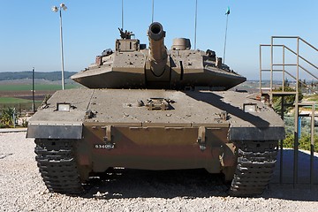 Image showing New Israeli tank in museum