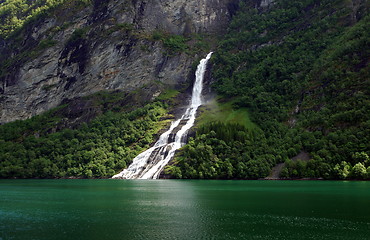 Image showing Waterfall