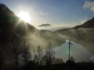 Image showing Fog, water and sun