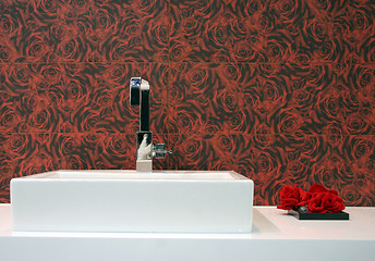 Image showing Rose bathroom - home interiors