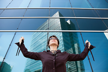 Image showing Powerful businesswoman