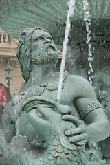 Image showing Statue with water fountain