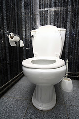 Image showing black and white wc