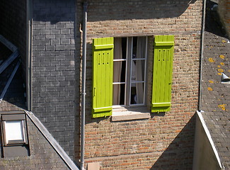 Image showing Green Window