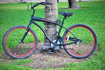 Image showing black custombike