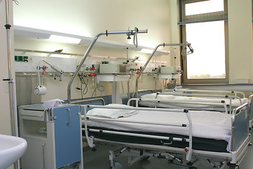 Image showing hospital chamber with cardiology equipment