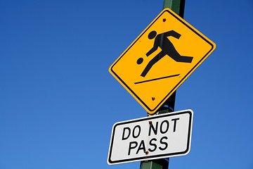 Image showing do not pass