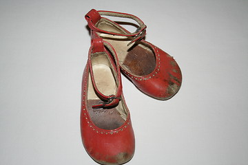 Image showing Girl-shoes