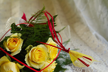 Image showing Yellow roses