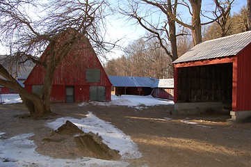 Image showing red barn