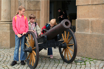 Image showing Visiting castle