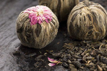 Image showing Green chinese tea balls