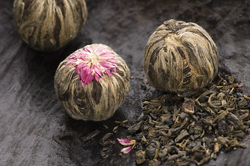 Image showing Green chinese tea balls