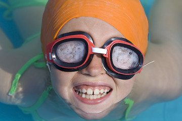 Image showing Children in paddling pool