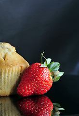 Image showing Strawberry muffin