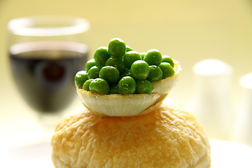 Image showing Green Peas On Onion