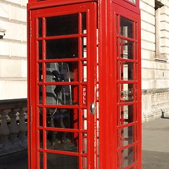 Image showing London telephone box