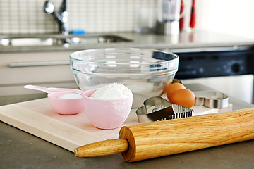 Image showing Baking cookies