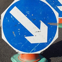 Image showing Arrow sign