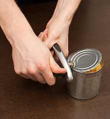 Image showing Open can with corn