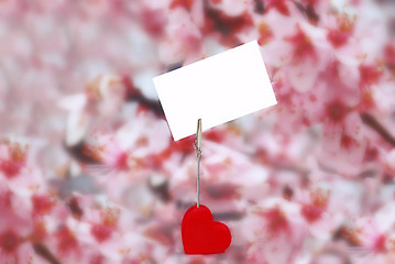 Image showing Heart holder with white paper over pink