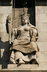 Image showing Statue Of Queen Isabella, part of Columbus Monument, Barcelona, 