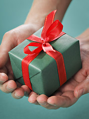 Image showing Gift