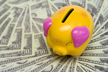 Image showing Piggy bank