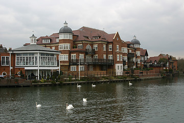 Image showing bank of Thames