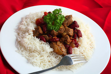 Image showing Chili con carne on red cloth