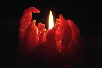 Image showing   red candle