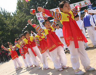 Image showing Little dancers