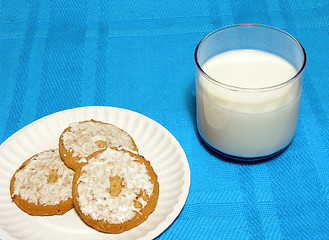 Image showing Milk and Cookies