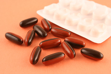 Image showing brown pills