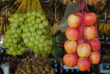 Image showing grape and apple