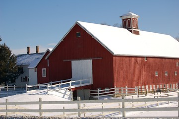 Image showing red barn