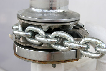 Image showing windlass and chain