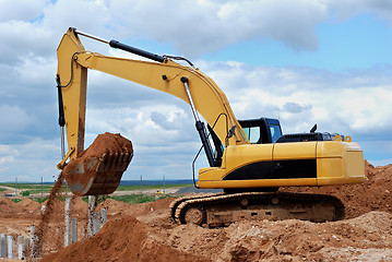 Image showing Excavator loader at construction site