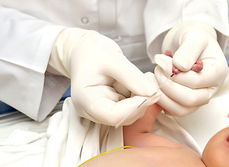Image showing newly-born child blood test